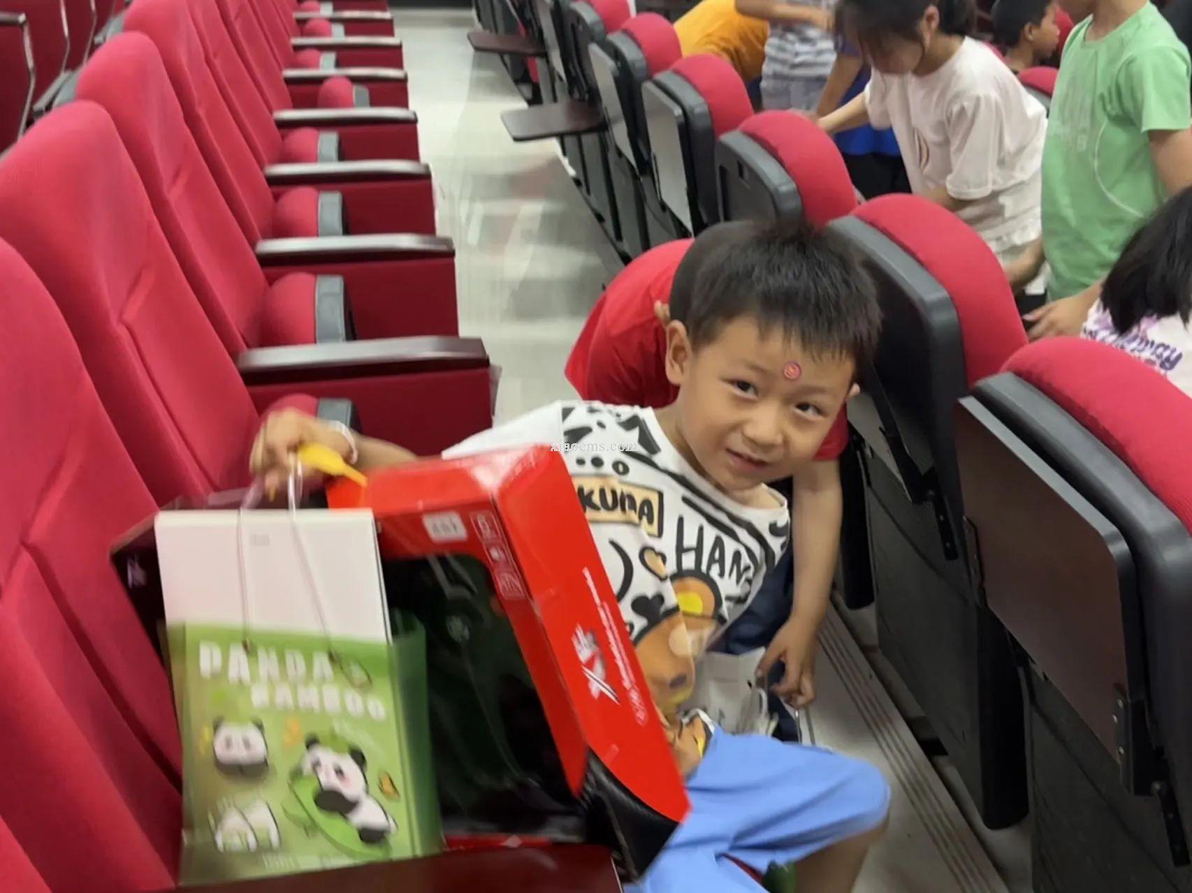 以爱之名 传递温暖